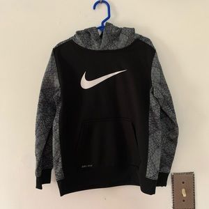 Nike Dri Fit Hoodie